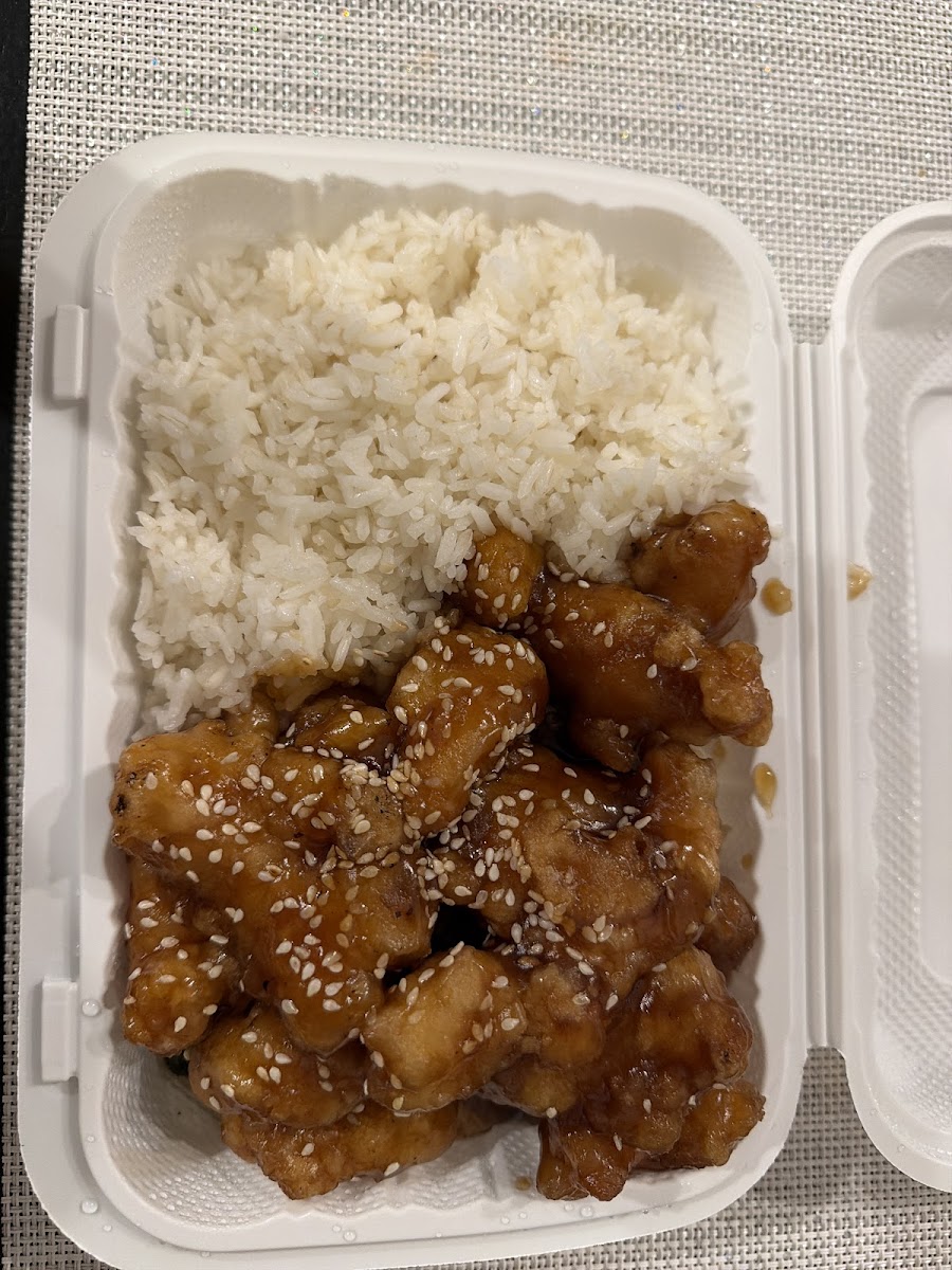 New Kwai Lam Kitchen. Photos 2